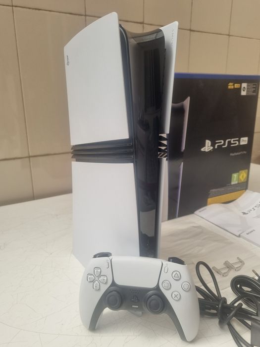 Ps5 Pro 2Tb Retomo Ps4/Ps5 como parte do pagamento +acerto-Ler anúncio