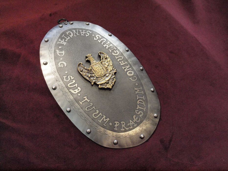 Kaplerz, ryngraf pamiątkowy, patriotyczny, w stylu husarskim do szabel