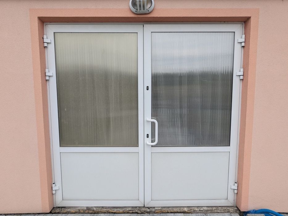 Brama drzwi garażowe aluminiowe dwuskrzydłowe 250x240 cm 250/240