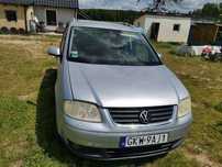 VW Turan  Auto  uszkodzone