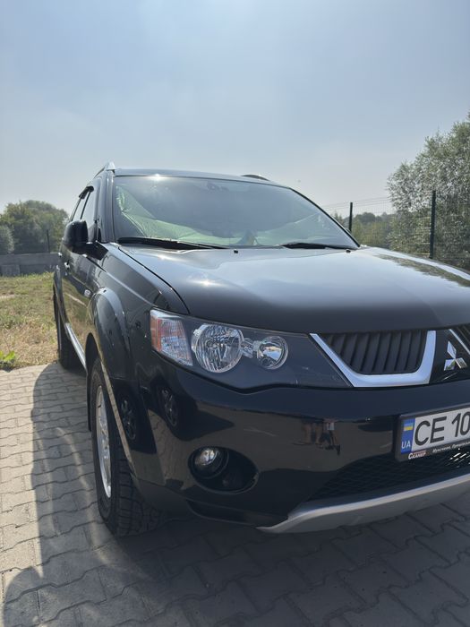 Продам Mitsubishi Outlander XL