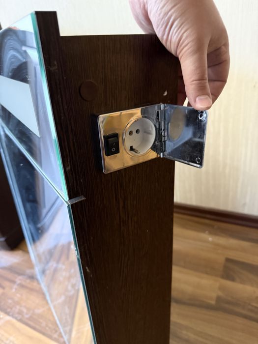 Тумба дзеркало для ванни з підсвіткою 80х60х15 бу вул. Липківського 24