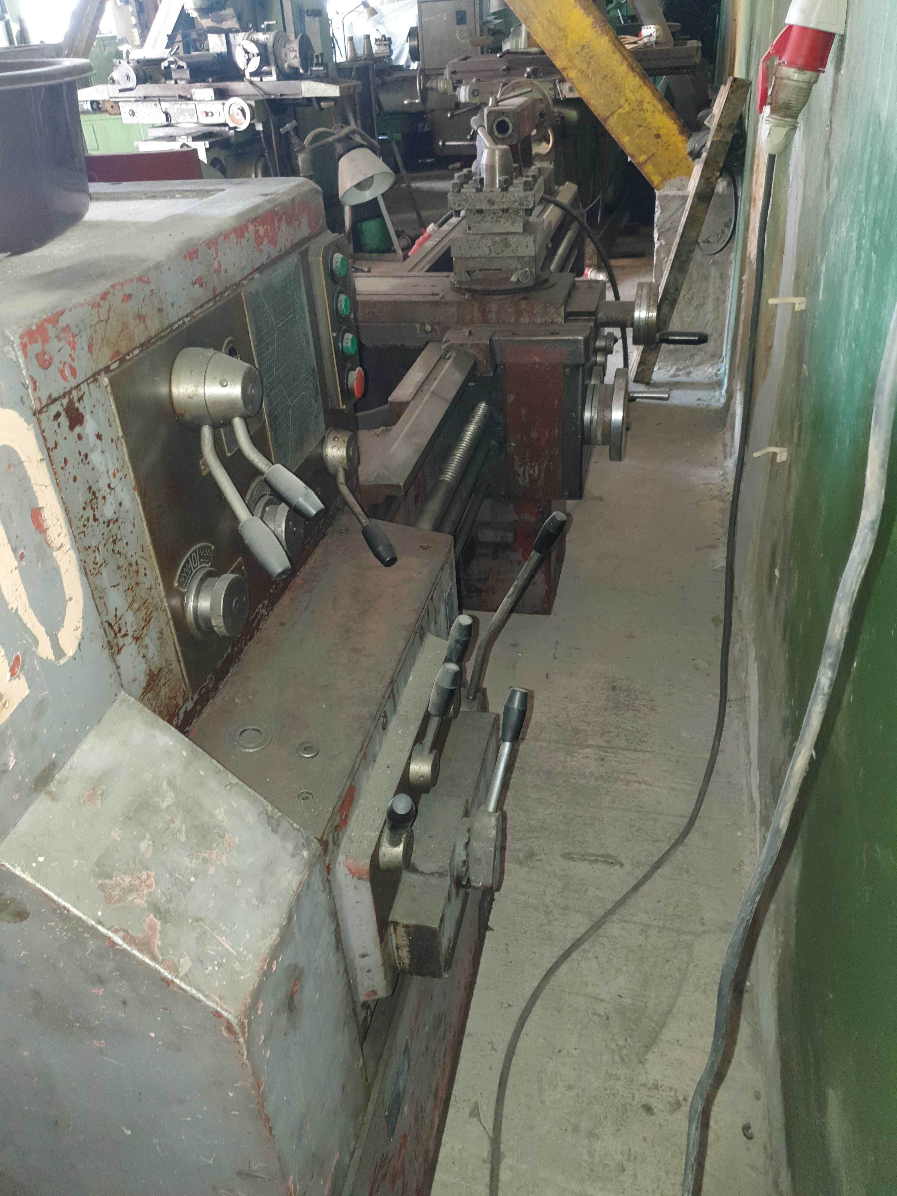 Tokarka uniwersalna Tuj 50 x 2000
