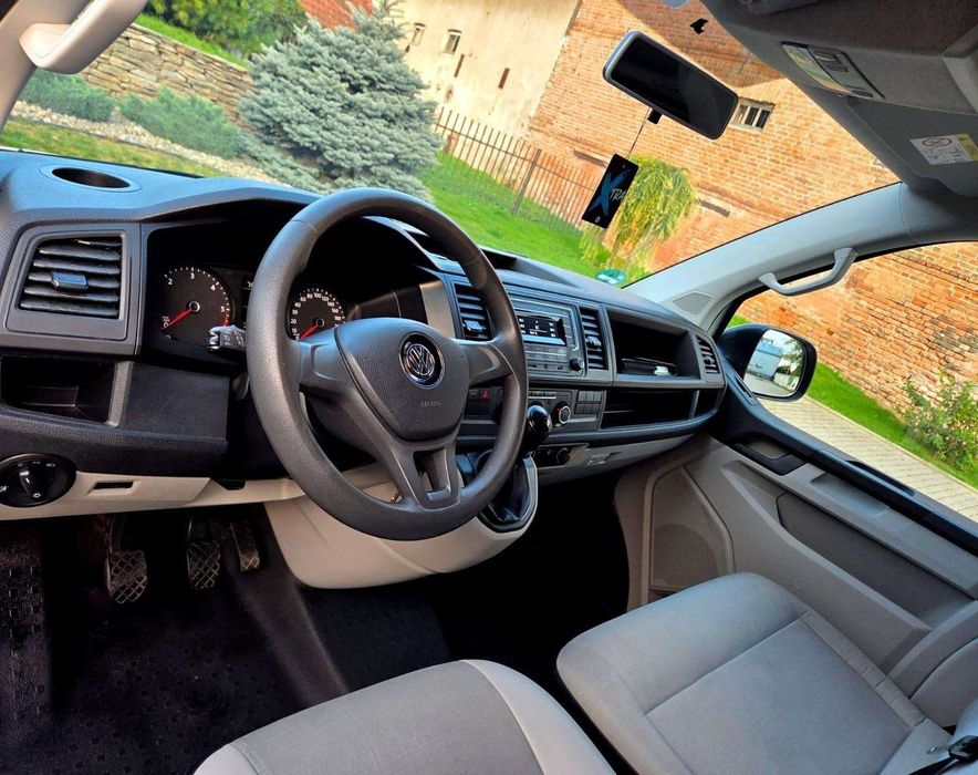 Volkswagen Transporter T6 2016