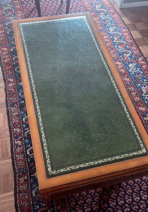 Mesa de centro estilo Regency / Regency Coffee Table in solid Yew