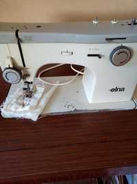 Máquina de costura Elna