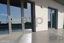 Apartamento T2 com terraço 40 m2, sala em openspace, 2 quartos (um del