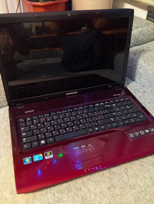 Продам ноутбук Samsung в хорошем состоянии