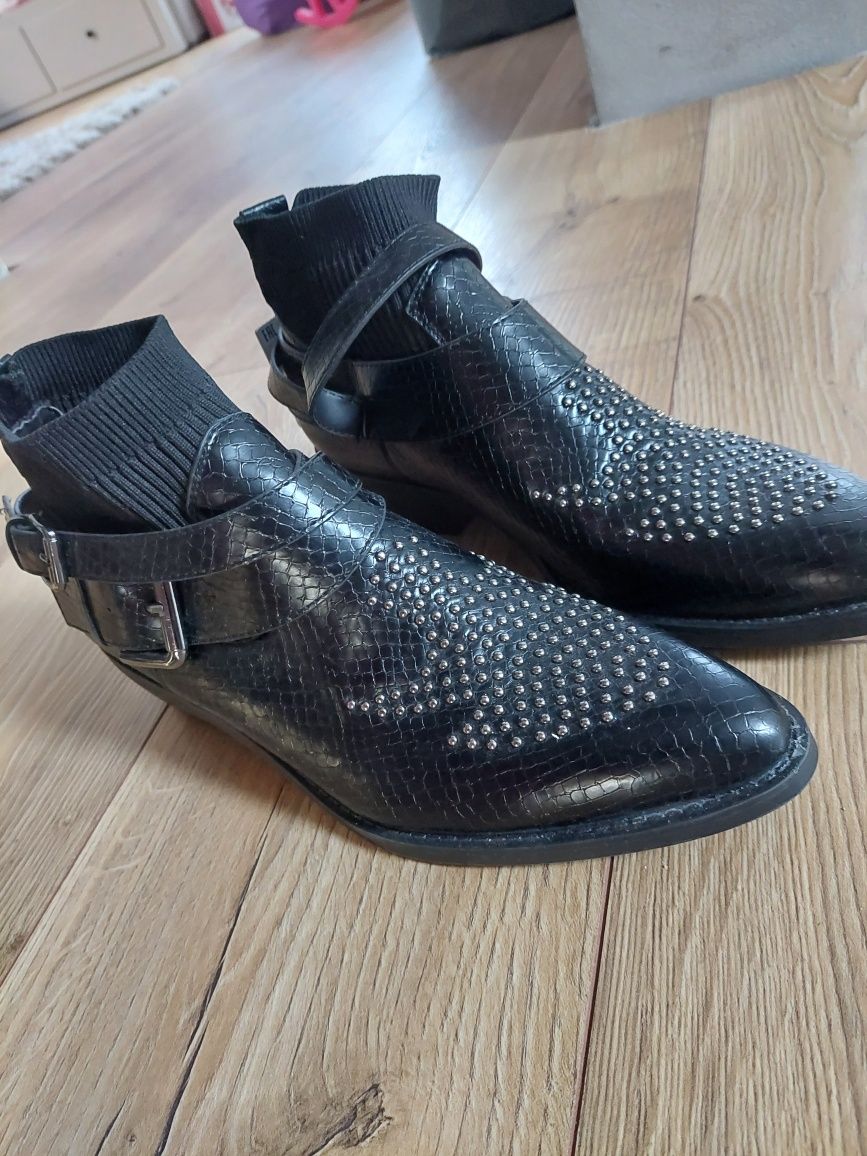 Buty kozaki botki 38 bershka cwieki skóra