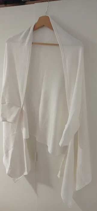 Sweterek Etola ślubna z rękawkami w kolorze ecru. Rozmiar 48