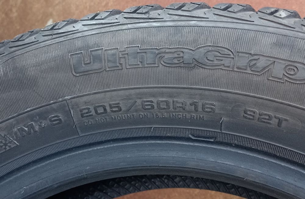 Шини Goodyear UltraGrip Ice+ 205/60 R16