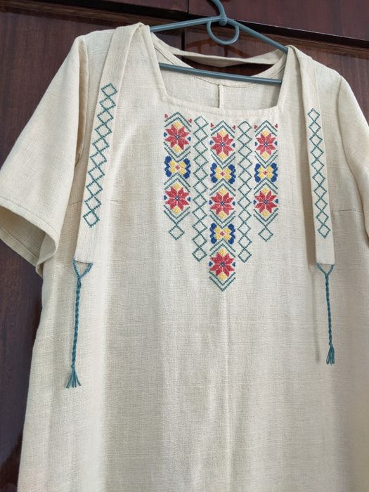 Вишиванка сукня ручної роботи, ручна вишивка