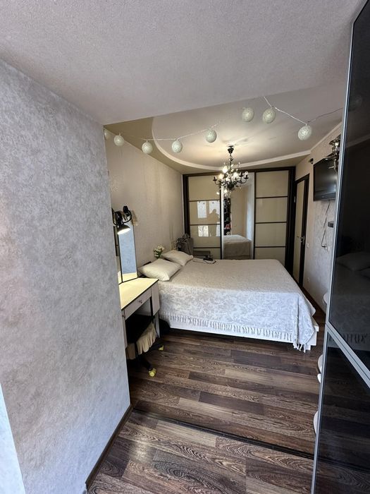 Продам 2кв Виставка  5/9,50м 54000₴ Без АгенскихТерміново