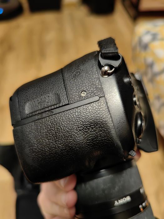 Sony A77 + obiektywy + torba