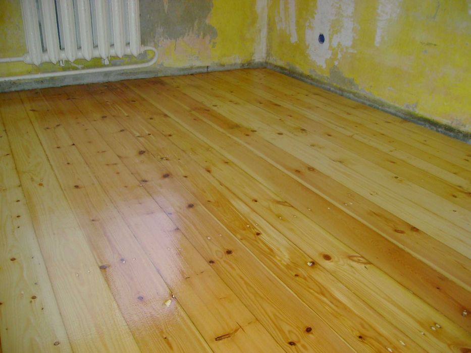 Реставрація дерев’яної підлоги (підлога СРСР) — якісно та під ключ