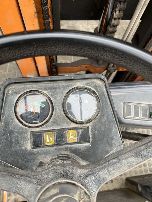 Sprzedam wózek widłowy still