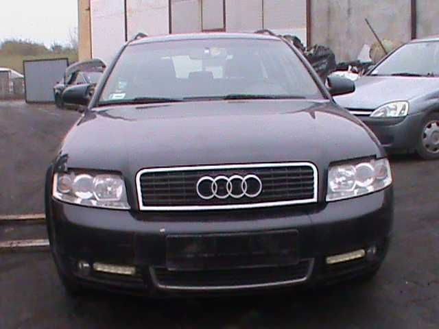 Audi A4 B6 kombi Lampy zderzak tył pas przedni drzwi  Kod lakieru LZ9W