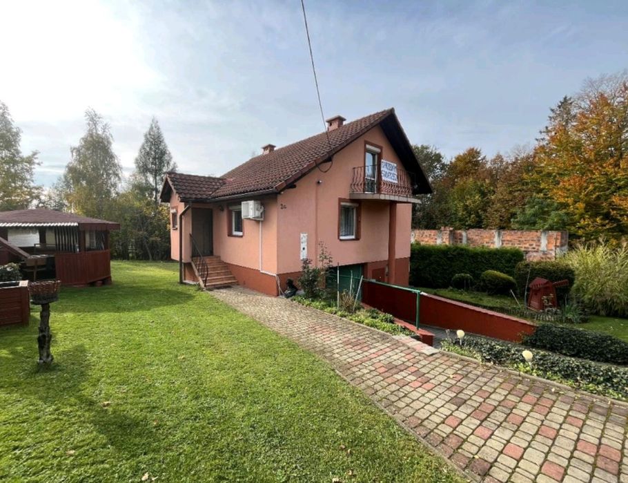 Dom wolnostojący z ogrodem w okolicach Bielska Białej