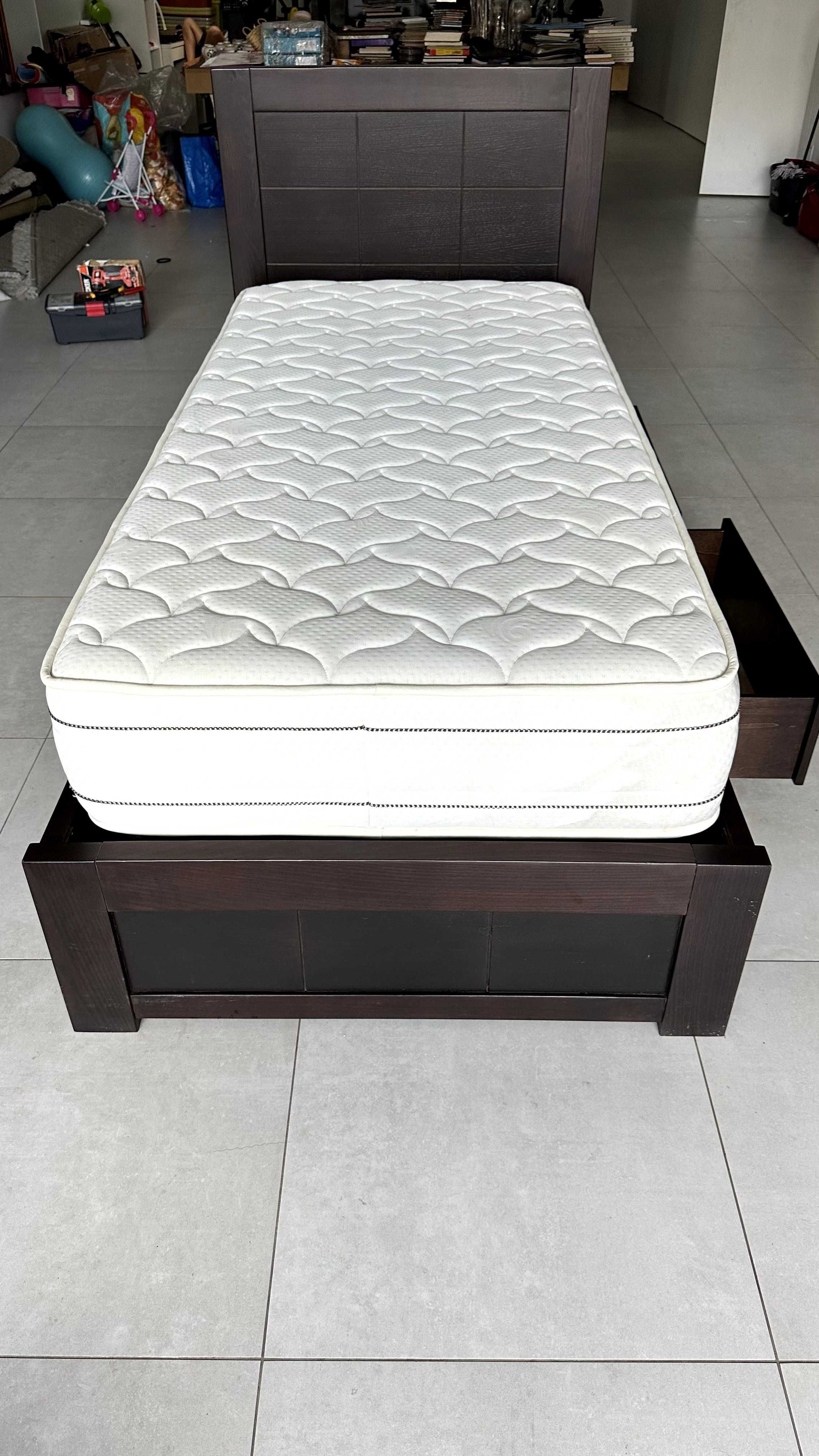 Cama com arrumação e gavetas + colchão e estrado