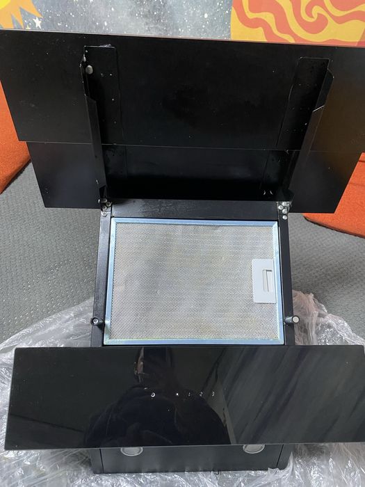 Витяжка GRUNHELM сенсорне управління