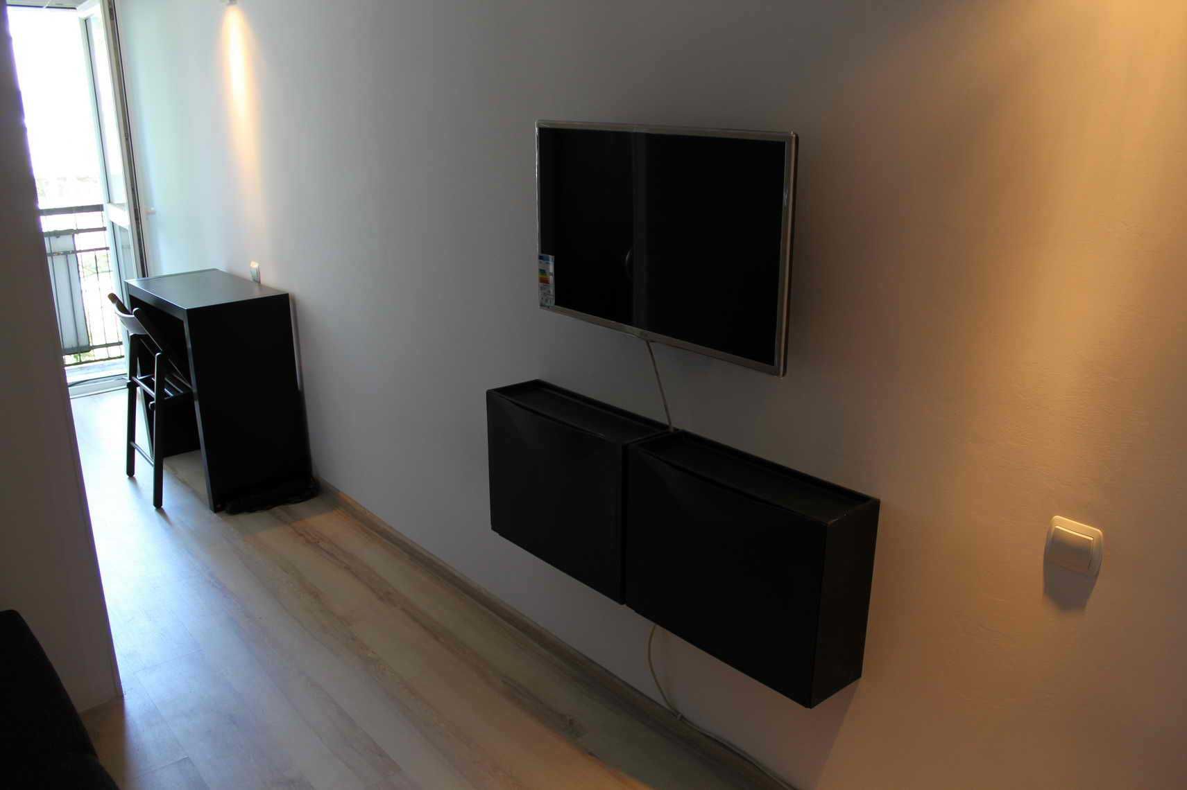 [ul. Aleksandrowska 12] - Pokoj (1os) + 32" LED TV+WiFi Kaucja 300 pln