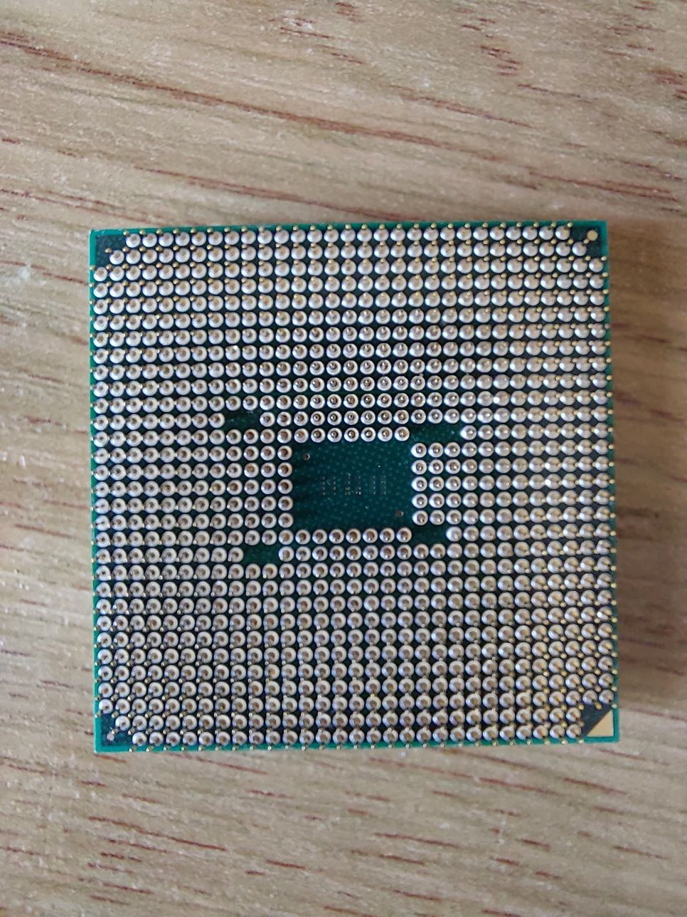 Продам процесор AMD APU A4-7300 sFM2