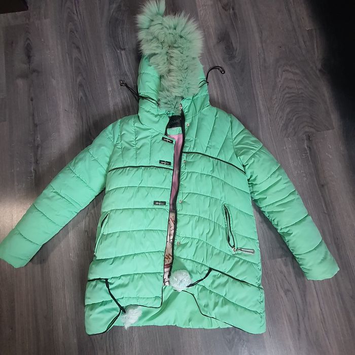 Зимова куртка для дівчинки