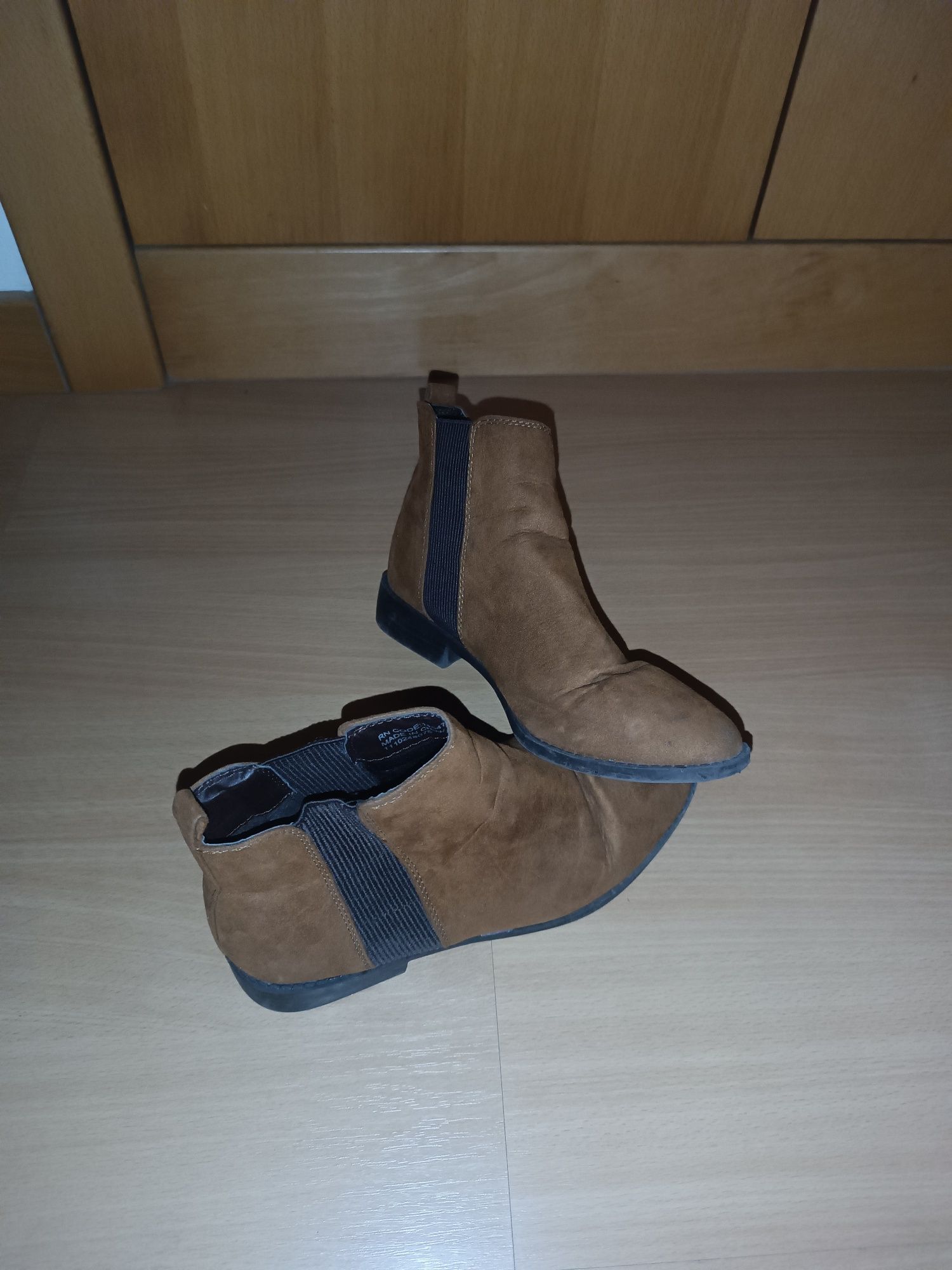 Botins Primark castanhos