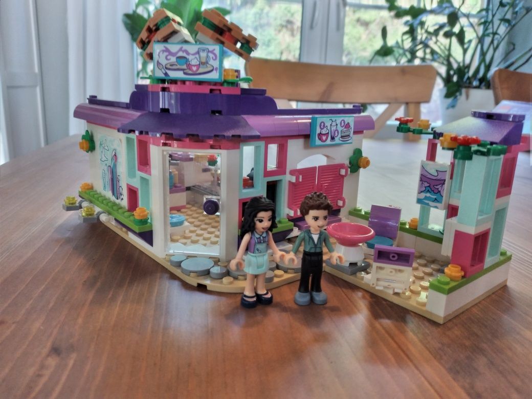 LEGO Friends 41336 kawiarnia artystyczna