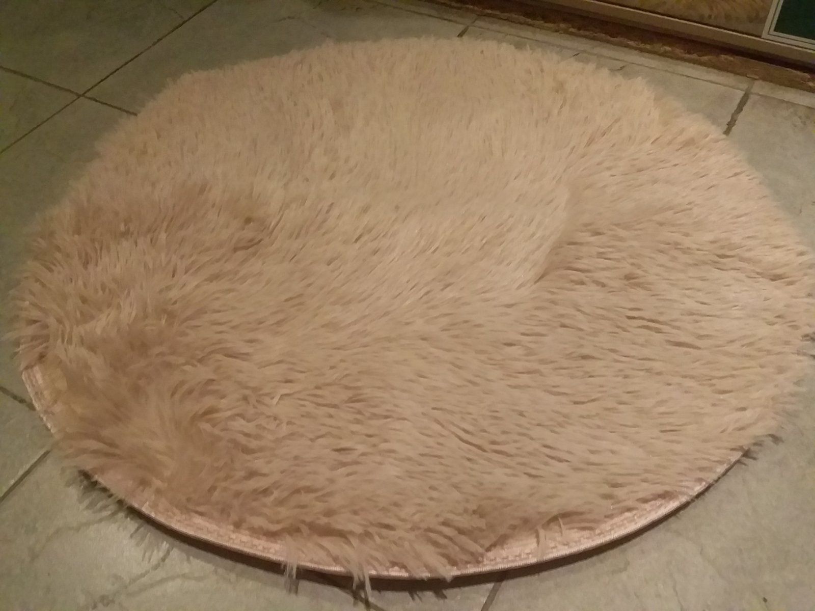 Коврик для домашних любимцев,новый,диаметр 60 см