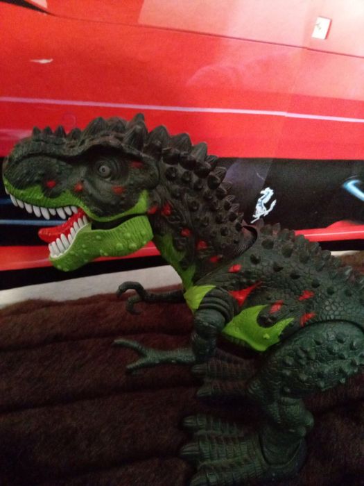 Динозавр іграшка  550 гр