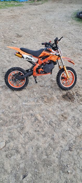 Mini.    cross.   50