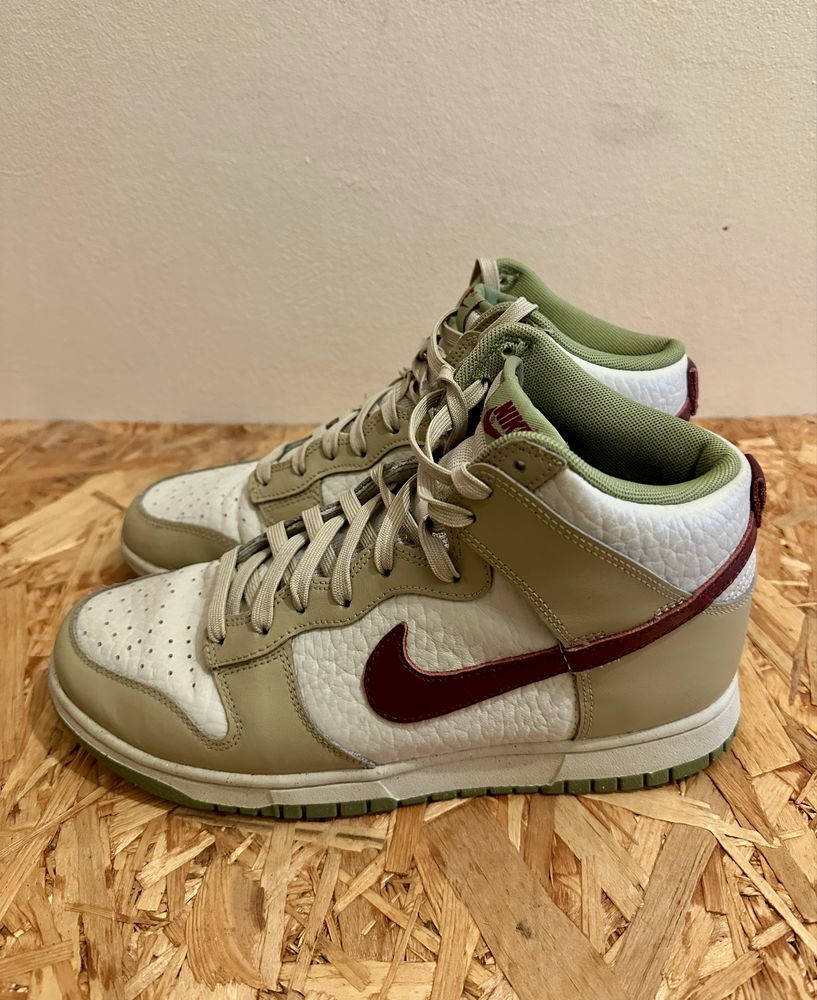 Nike Dunk High White Tan