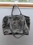 Torebka shopper z futerkiem | szaro-czarna | pojemna | elegancka
