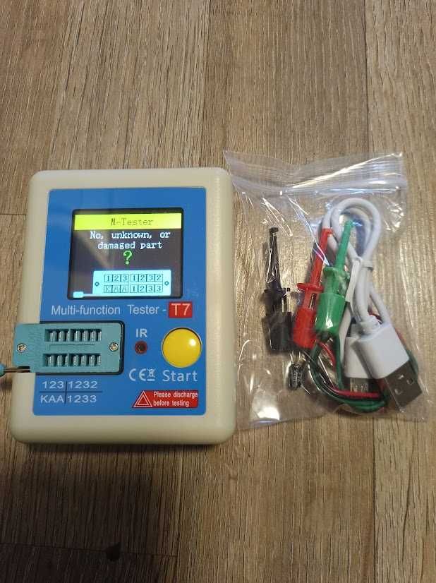 LCR-Tс1 Тестер электронных компонентов .
