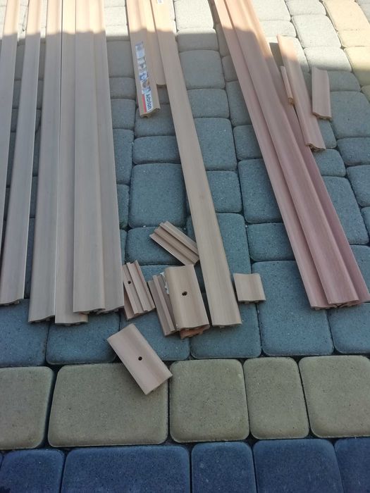 Listwy przypodłogowe z demontażu i nieużywane jasny buk