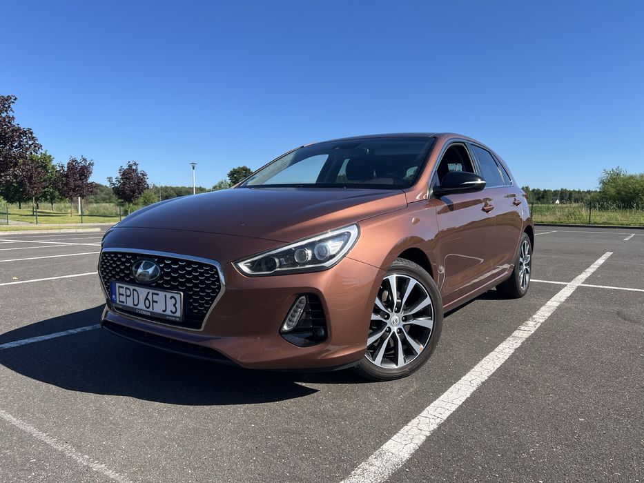 Hyundai i30 1.6 CRDI Intro