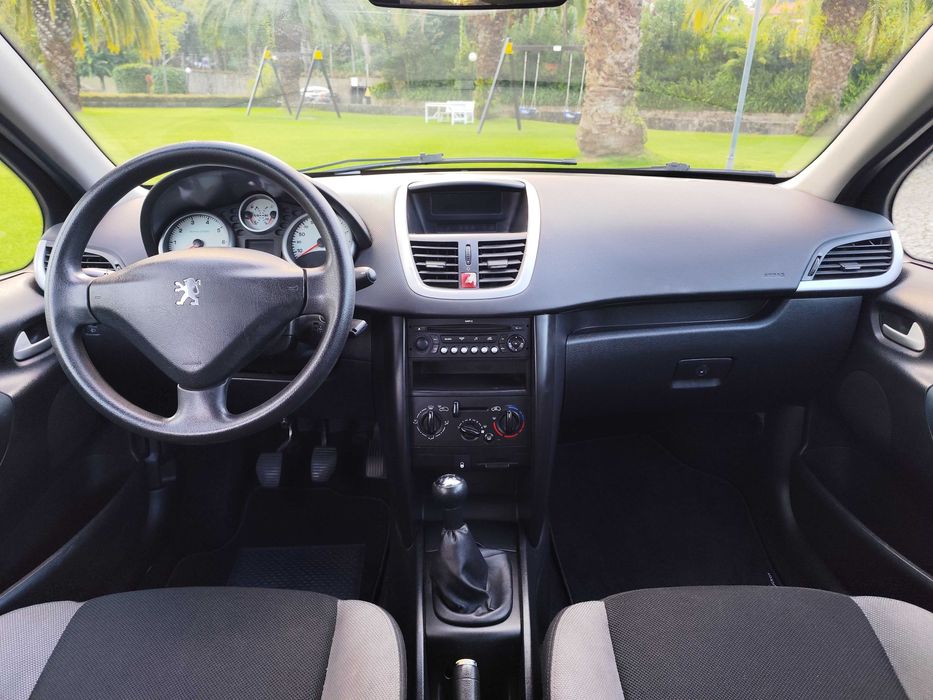 Peugeot 207 1.4 Gasolina - Nacional - Revisão Feita - Aceito Retoma