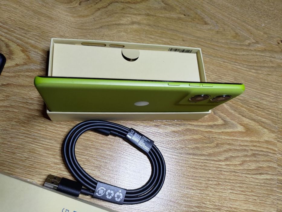 Motorola g85 5g 12/256