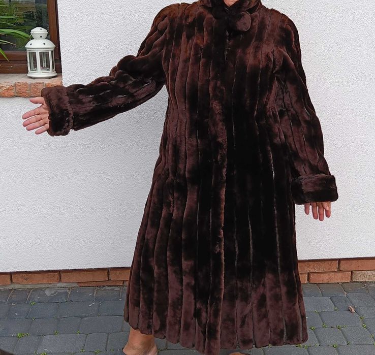 Futro naturalne brązowe rozm. L/XL