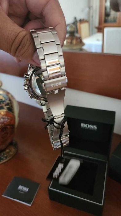 Oportunidade! Relógio Hugo Boss Cloud - Novo