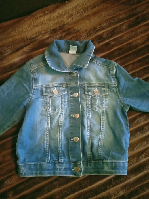 Джинсова курточка,для дівчинки розмір 116