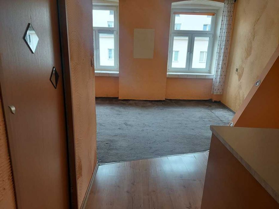 Kawalerka do odświeżenia w Śródmieściu