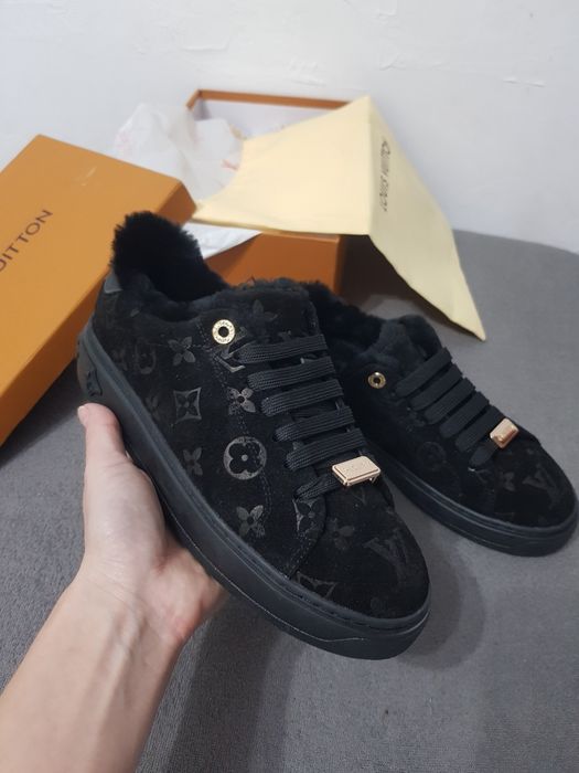 Кросівки зимові кеди мехові Louis Vuitton lv 38 лофери з мехом