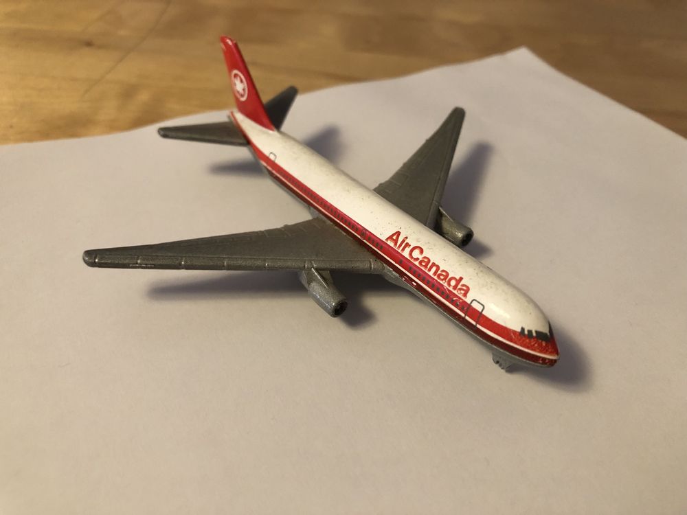 Réplica miniaturas de Aviões da AirCanada