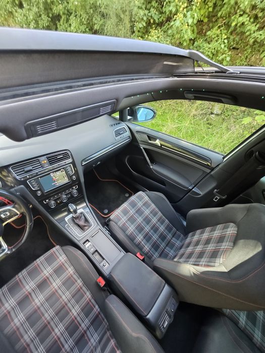 VW 7 GTI DSG teto de abrir