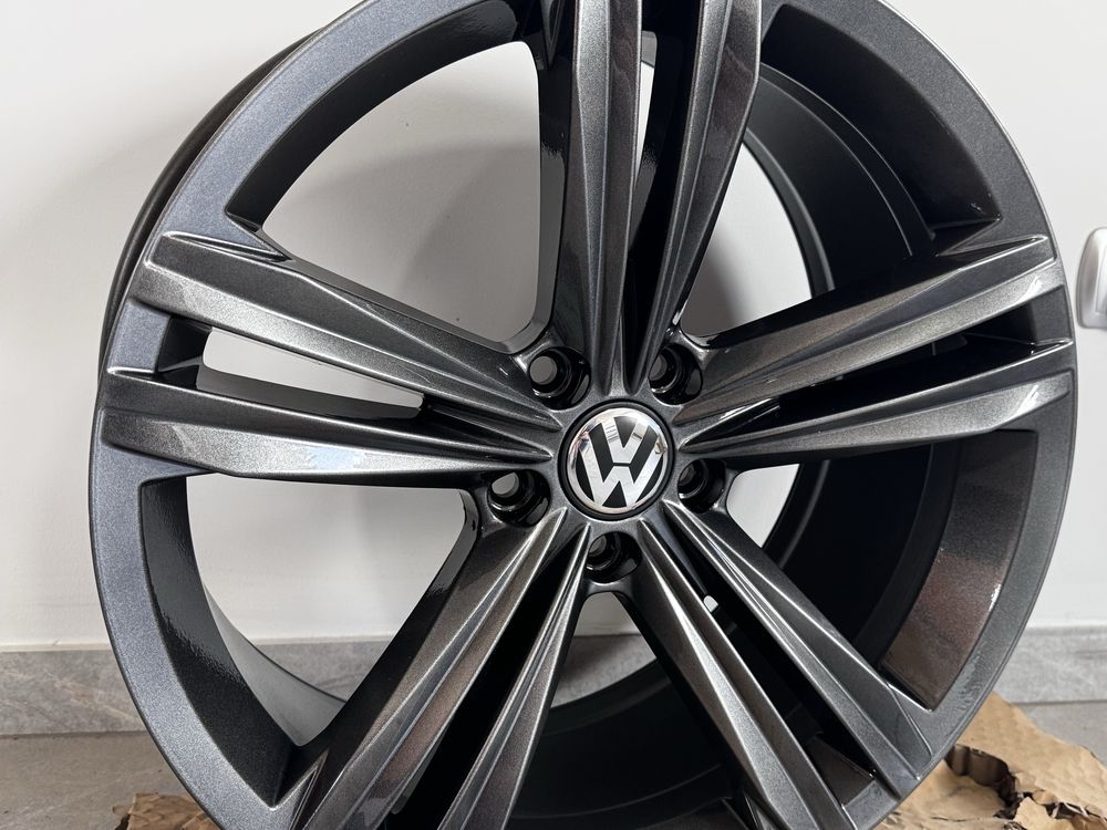 Jak NOWE Felgi oryginalne Volkswagen 19 Tiguan Passat Arteon Sebring