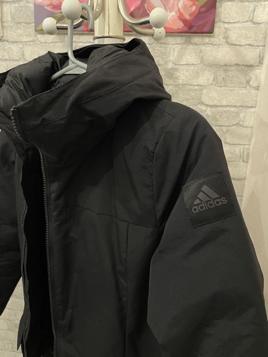 Жіноча зимова парка adidas
