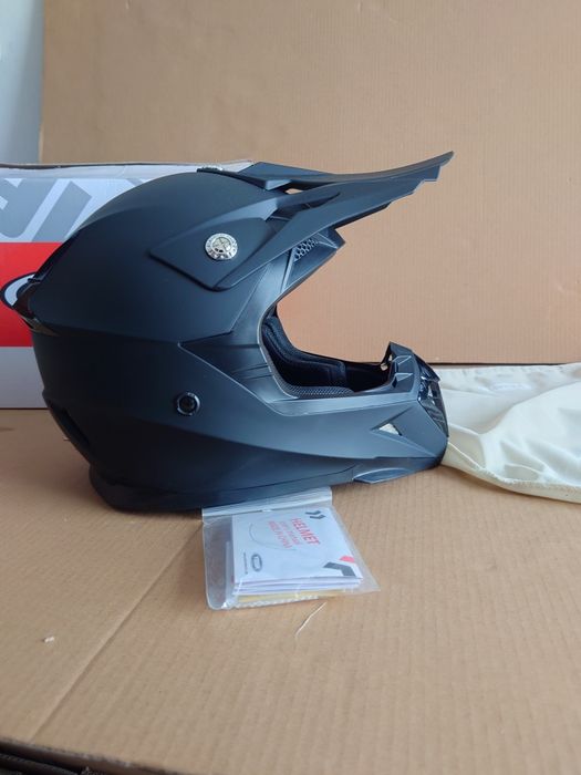 Kask krossowy Lekki na hulajnogę Quada 57-58 cm Czarny Enduro YEMA