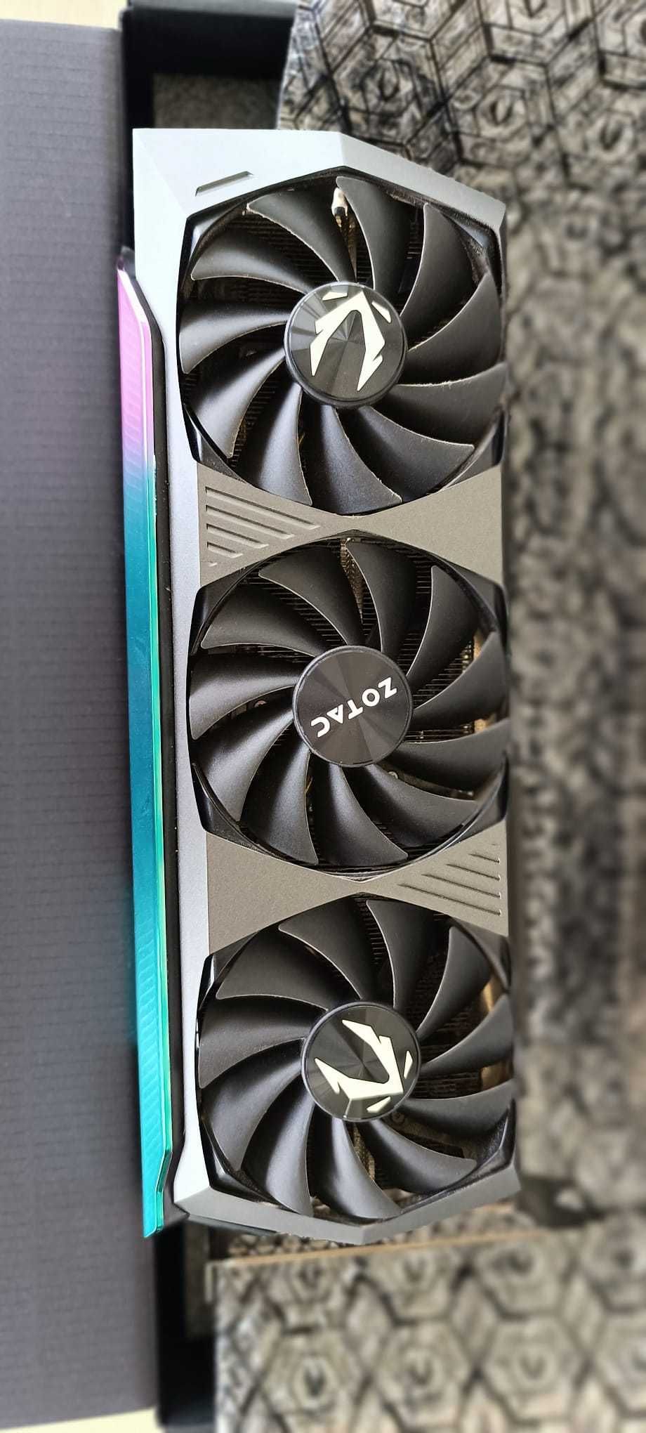 Zotac Gaming GeForce RTX 3070 Ti AMP Holo